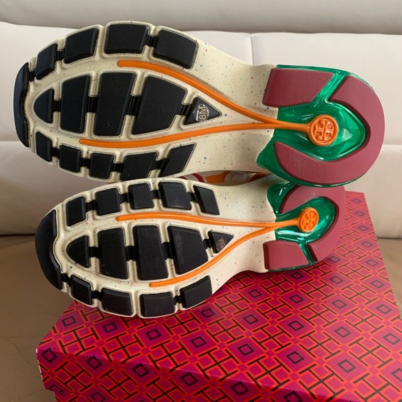 Tory Burch Good Luck Trainer - Picture 13 of 15